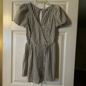 American Eagle brand striped Romper size Large Petite